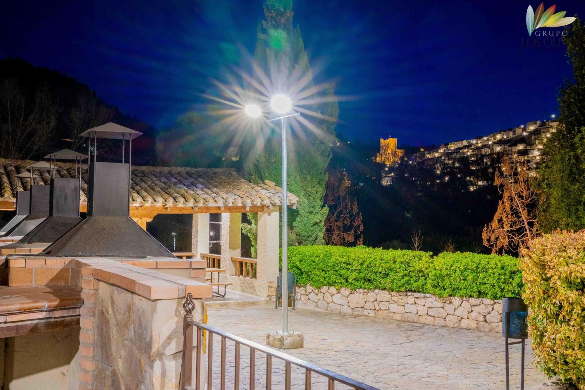 Apartamentos Berrocal Alcala del Jucar Εξωτερικό φωτογραφία
