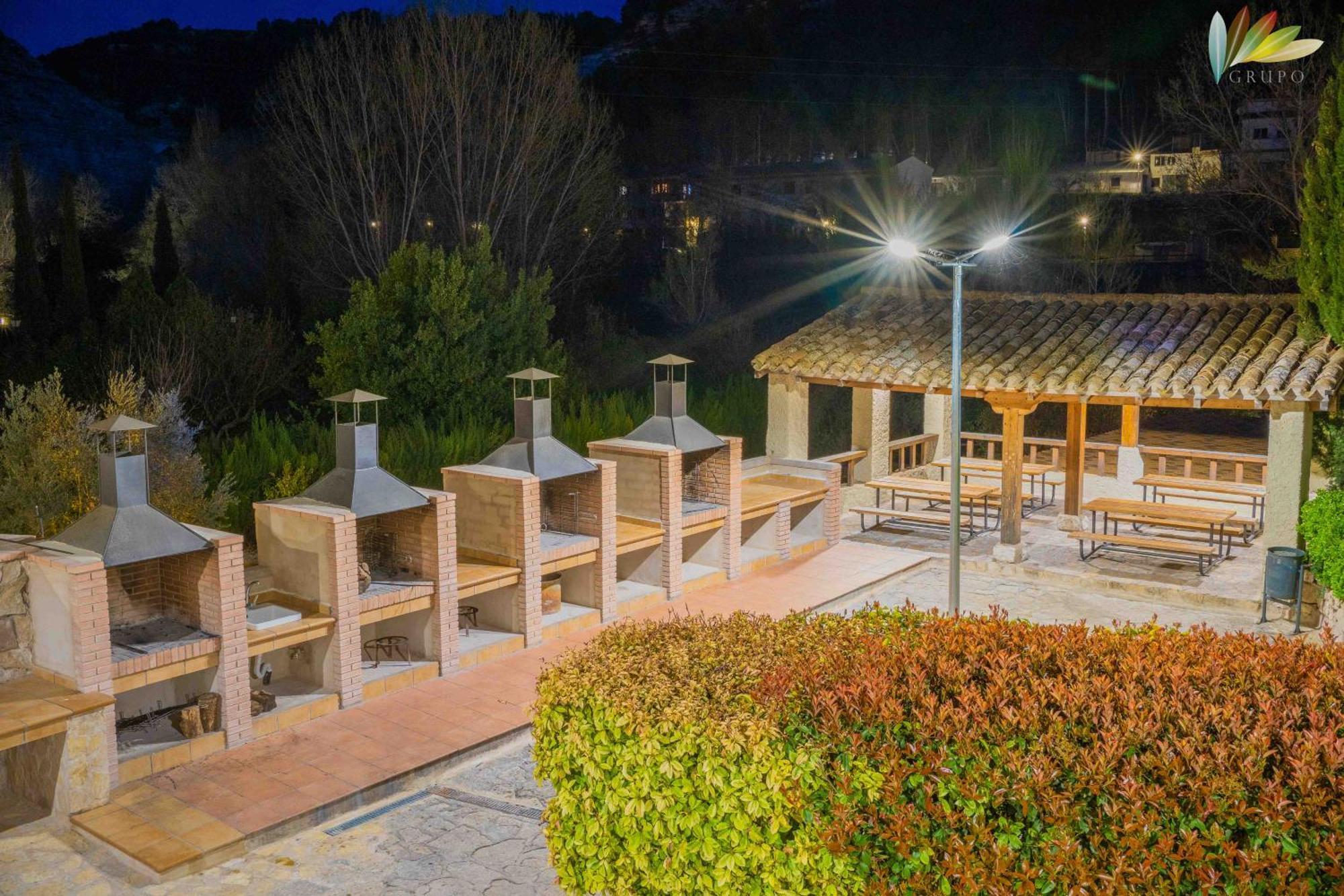 Apartamentos Berrocal Alcala del Jucar Εξωτερικό φωτογραφία