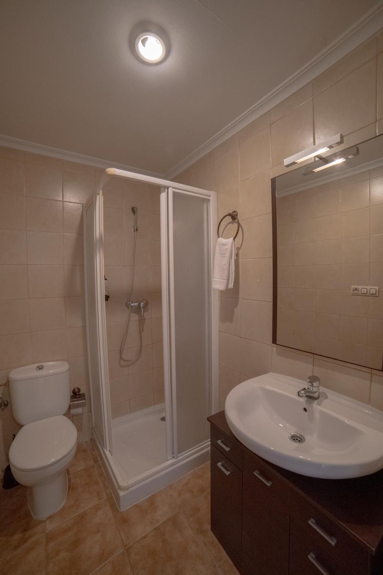 Apartamentos Berrocal Alcala del Jucar Εξωτερικό φωτογραφία